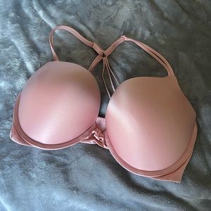 Victoria’s Secret padded bra